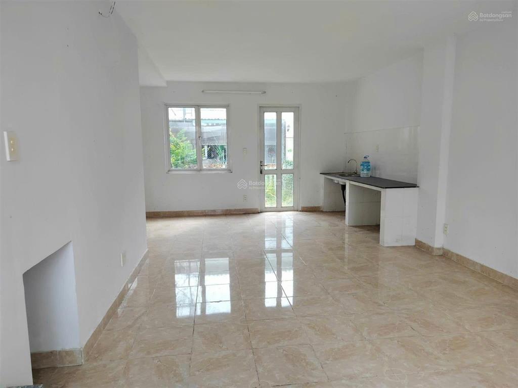 Nhà phố dự án dta, sổ hồng riêng, công chứng ngay, có sẵn hợp đồng thuê dài hạn