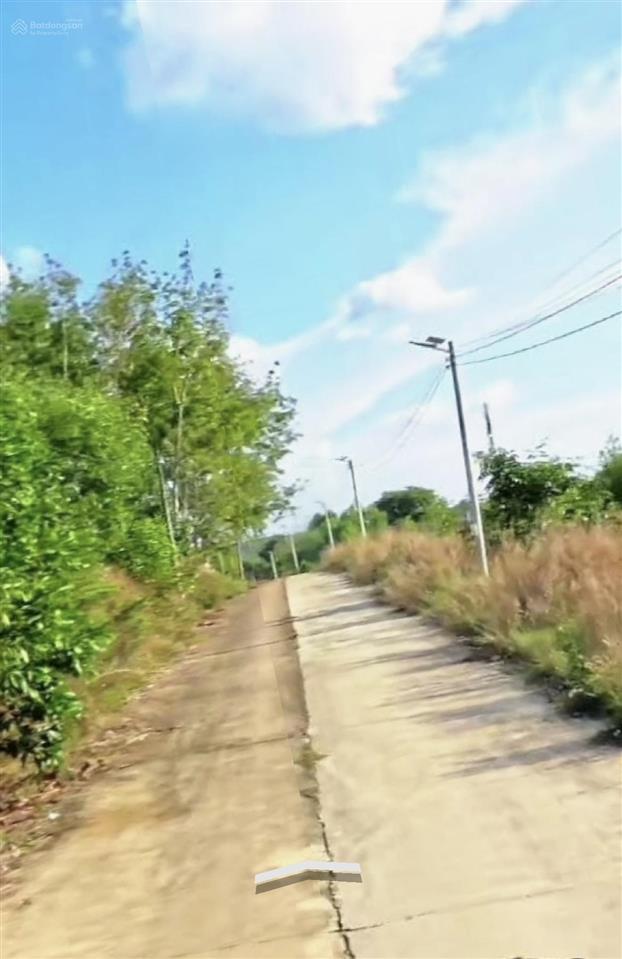Chính chủ cần bán lô đất nền ngay ubnd xã tân phước, cách dt753 100m, đường bê tông 6m
