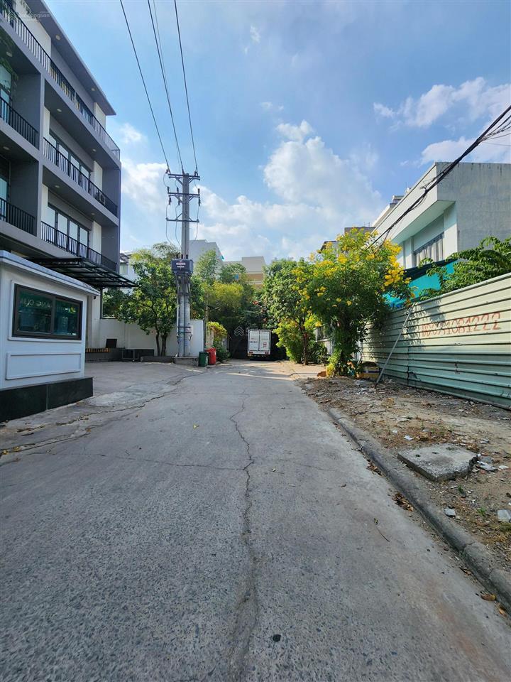 Hàng hiếm quá rẻ đất biệt thự (15x20m) đường số 3 liền kề bên khu vạn phúc . p. hiệp bình phước.