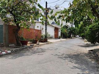 Hàng hiếm đất góc 2 mặt tiền, khi bên sông, p. hiệp bình chánh, q. thủ đức