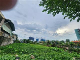 Hàng thơm  đất 620m2, ngang 20m, gồm 2 sổ, đường cây keo, p. tam phú, q. thủ đức