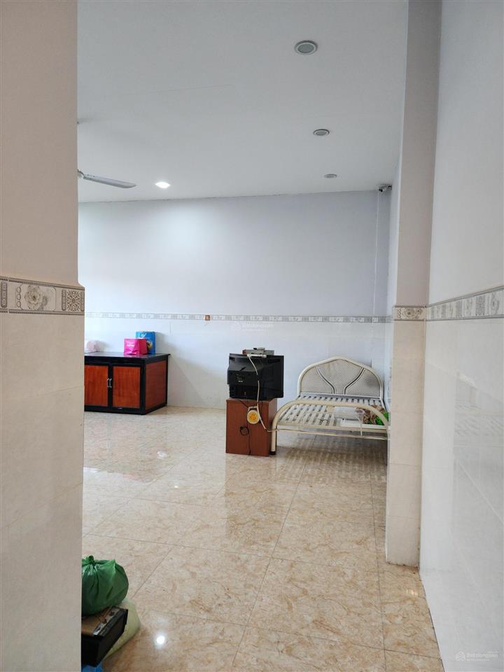 Bán biệt thự đẹp ngay lộc vừng, quốc lộ 13, 22,5 tỷ, 320m2, ngang 11m, 2 sổ