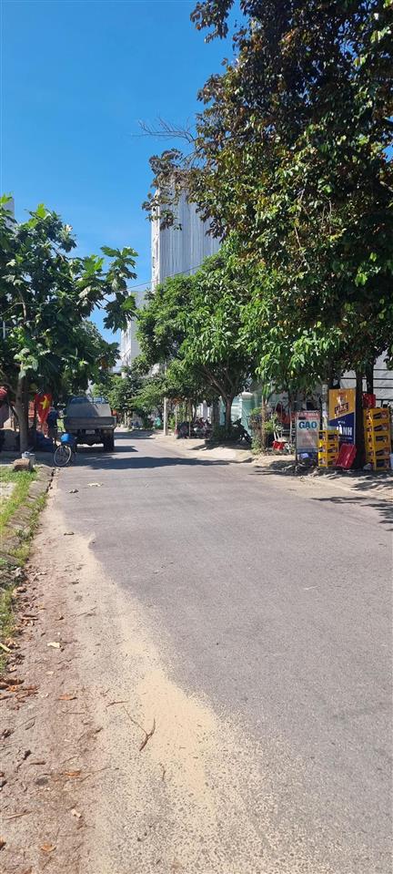 Bán đất tặng nhà cấp 4 đường trần văn giảng
