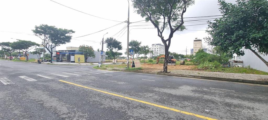 Lô góc 2 mặt tiền đường trần hữu dực với phan đình thông