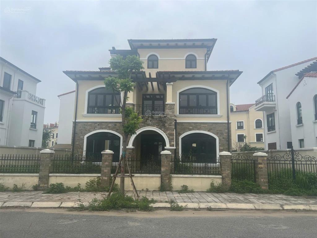 Hạ chào, gia đình cần bán biệt thự mặt hồ, 400m2 vista nam an khánh, gần vinhomes smct , mỹ đình