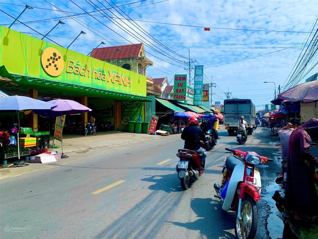 Bán nhà mới xây gần kcn giang điền, gđ 6 người ở thoải mái, dt nhà lớn 172.6m2, shr thổ cư 100%