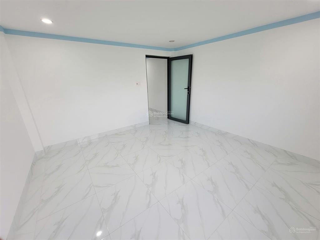 Bán nhà mới xây gần kcn giang điền, gđ 6 người ở thoải mái, dt nhà lớn 172.6m2, shr thổ cư 100%