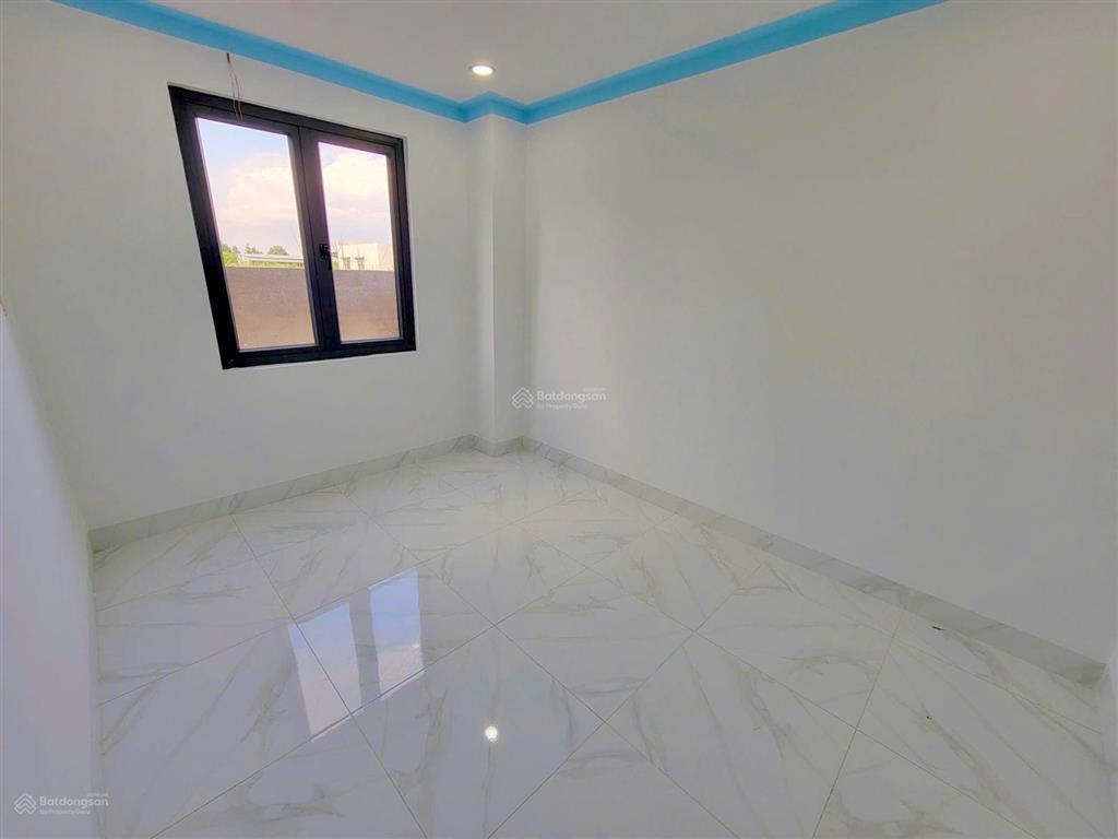 Bán nhà mới xây gần kcn giang điền, gđ 6 người ở thoải mái, dt nhà lớn 172.6m2, shr thổ cư 100%