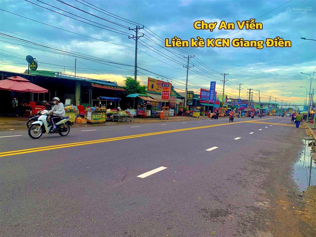 Bán nhà mới xây gần kcn giang điền, gđ 6 người ở thoải mái, dt nhà lớn 172.6m2, shr thổ cư 100%