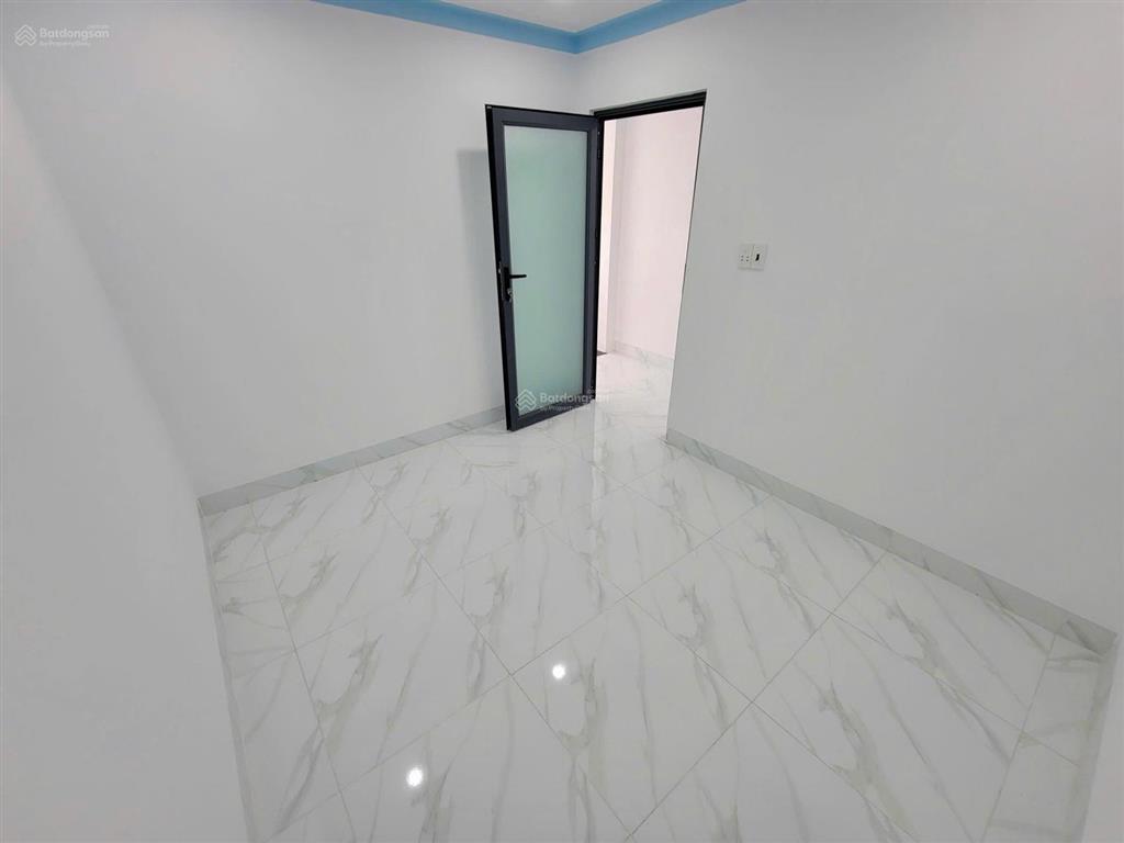 Bán nhà mới xây gần kcn giang điền, gđ 6 người ở thoải mái, dt nhà lớn 172.6m2, shr thổ cư 100%