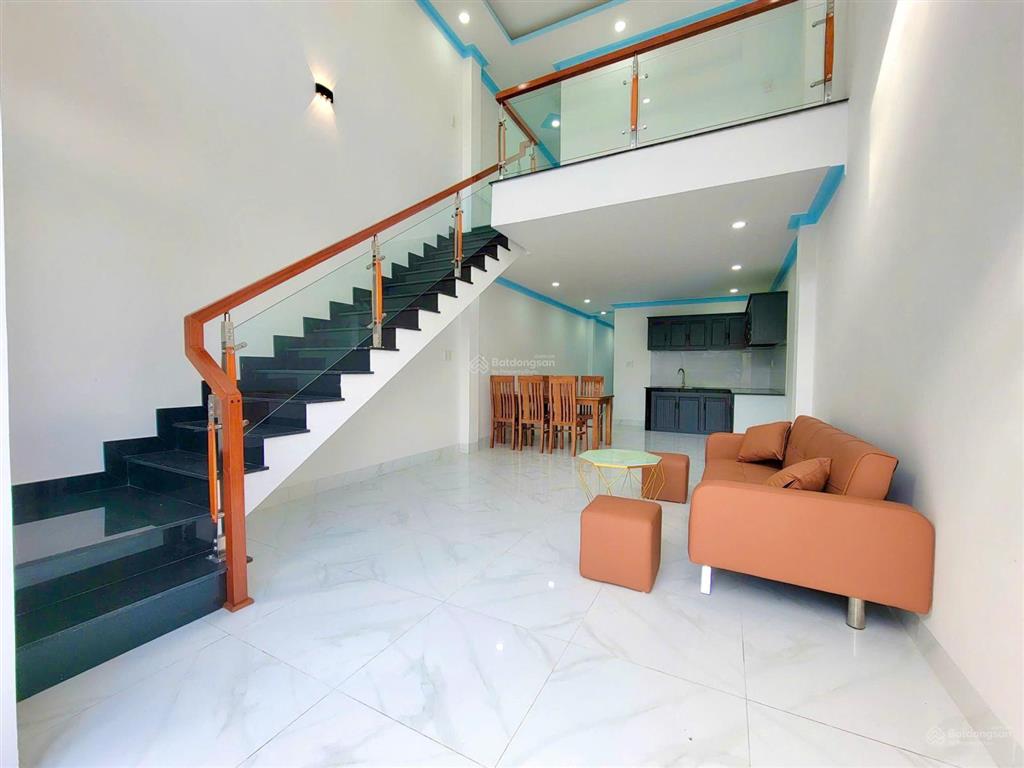 Chỉ cần 599tr sở hữu ngay nhà phố 2 tấm sát chợ mới giang điền ,dt nhà lớn 172,6m2 ,4pn ,sân xe hơi