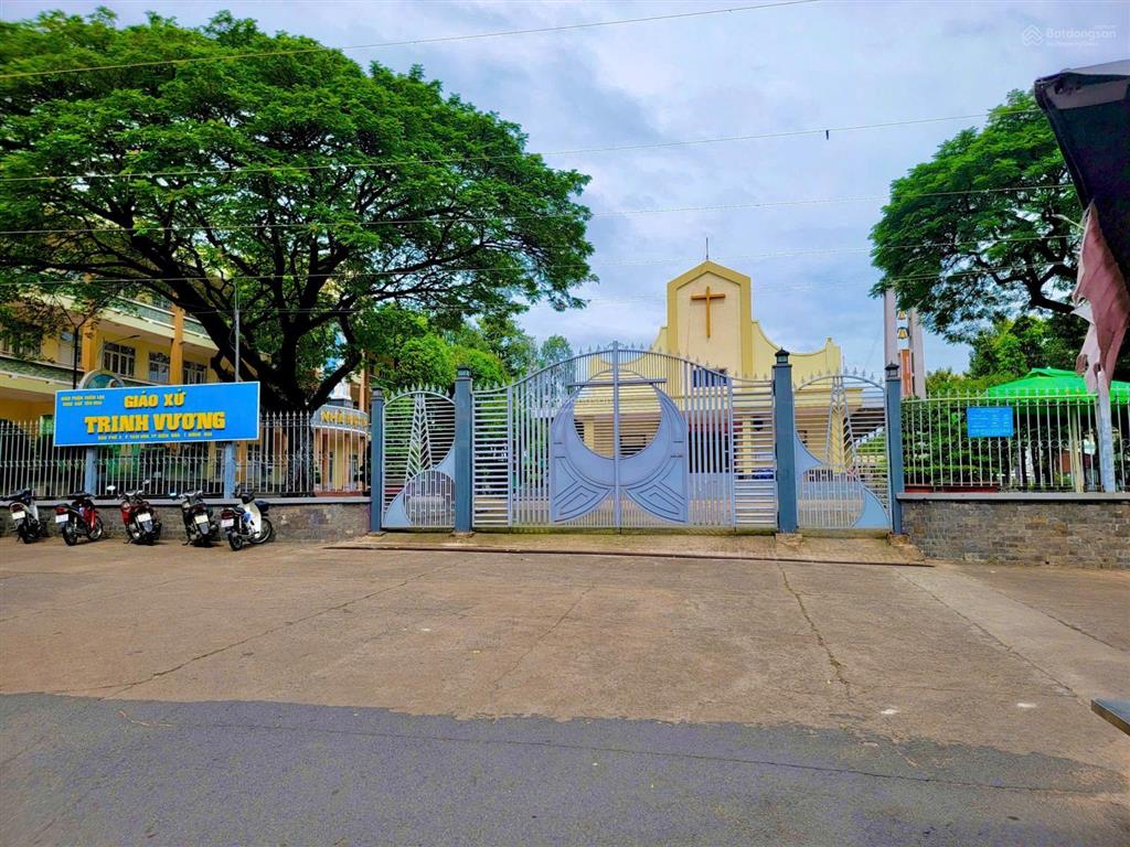 Chỉ cần 800tr sở hữu ngay đất gần chợ đầu mối tam hòa, dt lớn 102m2, shr thổ cư 100%. sang tên ngay