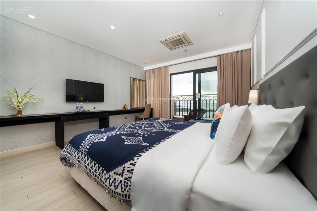 Hàng thật, đúng giá rao, chính chủ cần bán căn hộ hòa bình đà nẵng, view city căn hộ golden bay