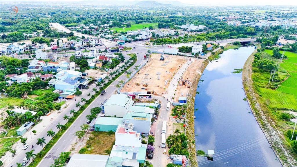 Nhà 5 tầng đường hùng vương  tp quy nhơn giá rẻ nhất khu vực  số lượng hữu hạn