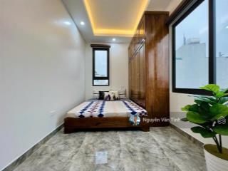 Chính chủ bán tòa ccmn nguyễn hoàng, lô góc ngõ thông kd ô tô đỗ cửa, 121m2 x 9t, 25 tỷ. 0978 996 ***