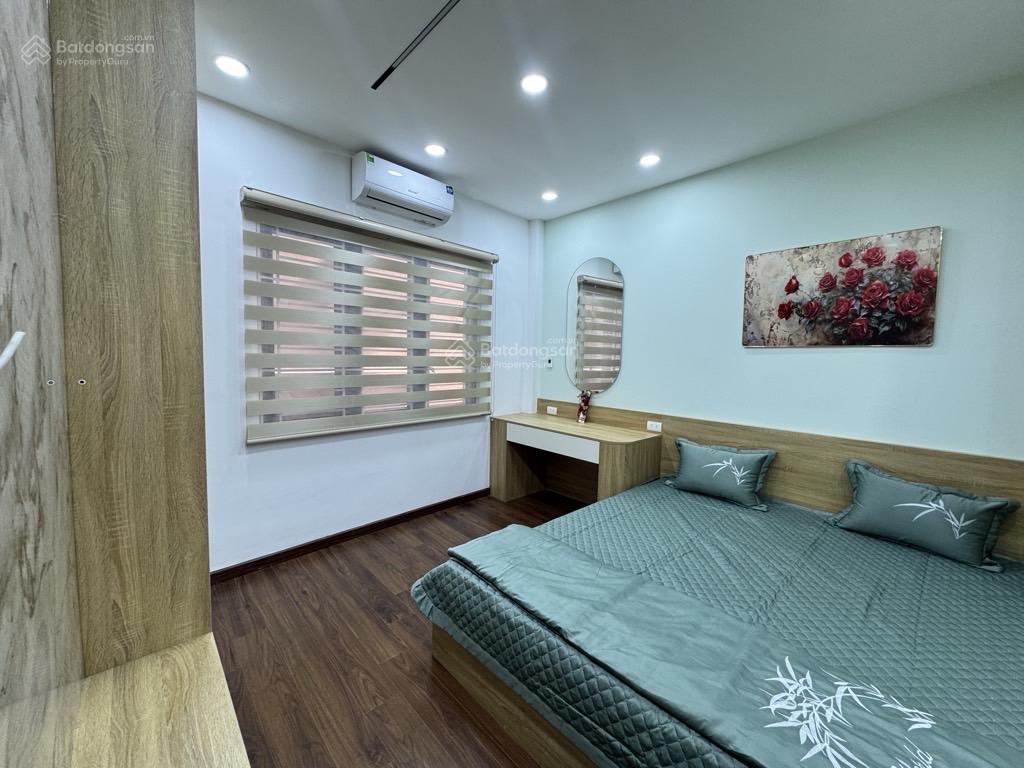 Bán nhà cổ nhuế 8,29 tỷ, 37m, 4 tầng, 3 ngủ. nhà dân xây chắc chắn. sổ vuông đẹp,  0369 316 ***