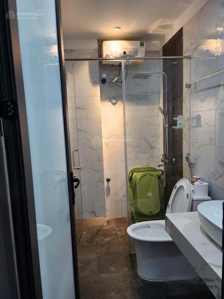 Bán nhà đông ngạc 68m, mặt tiền 4.6m vuông đẹp.
3 tầng, ngõ thông. ô tô 7 chỗ đỗ cửa.
giá 11.22 tỷ