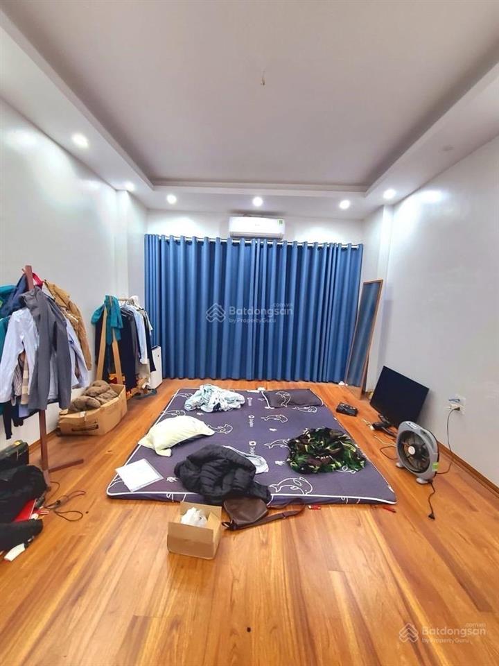 Thụy phương  đông ngạc  nhà mới đẹp 5 tầng  3 mặt thoáng  ngõ rộng  full nội thất  5.85 tỷ