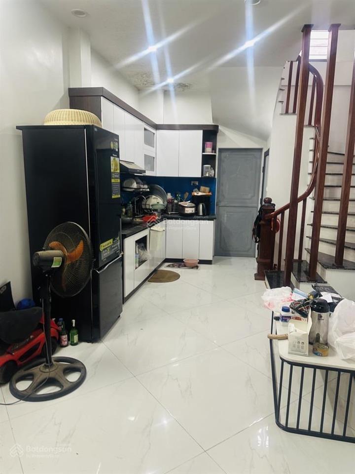 Thụy phương  đông ngạc  nhà mới đẹp 5 tầng  3 mặt thoáng  ngõ rộng  full nội thất  5.85 tỷ