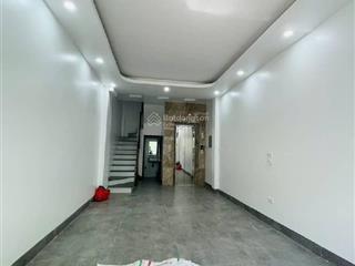 Bán nhà đông ngạc 35m, 5 tầng, ngõ thông kinh doanh, ô tô tránh, 2 thoáng, thang máy. giá  9 tỷ.