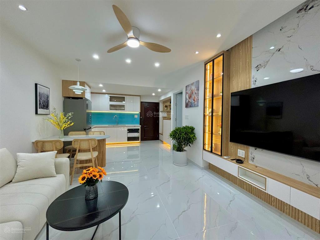 Bán căn hộ hưng vượng 2 quận 7. 74 m2 2 phòng ngủ 2 nhà vệ sinh. giá 4,79 tỷ