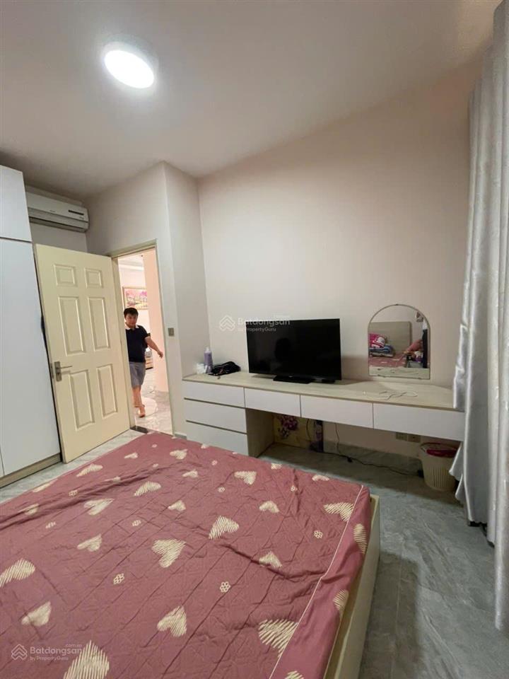 Bán cc đức khải q7. 85m2 2 phòng ngủ. giá cực chất 3 tỷ1.  0347 048 ***