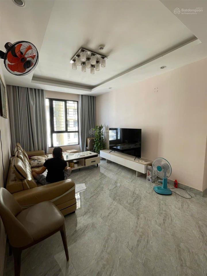 Bán cc đức khải q7. 85m2 2 phòng ngủ. giá cực chất 3 tỷ1.  0347 048 ***