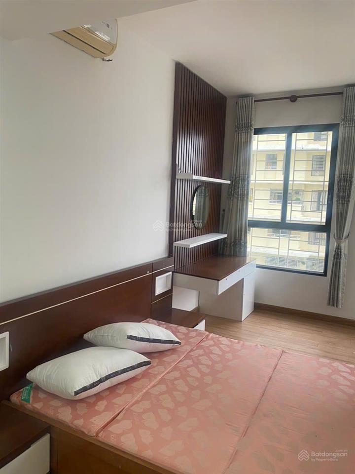 Cho thuê căn hộ đức khải quận 7. 97m2 3pn 2wc, full nt. giá 10 triệu/tháng.  0347 048 ***