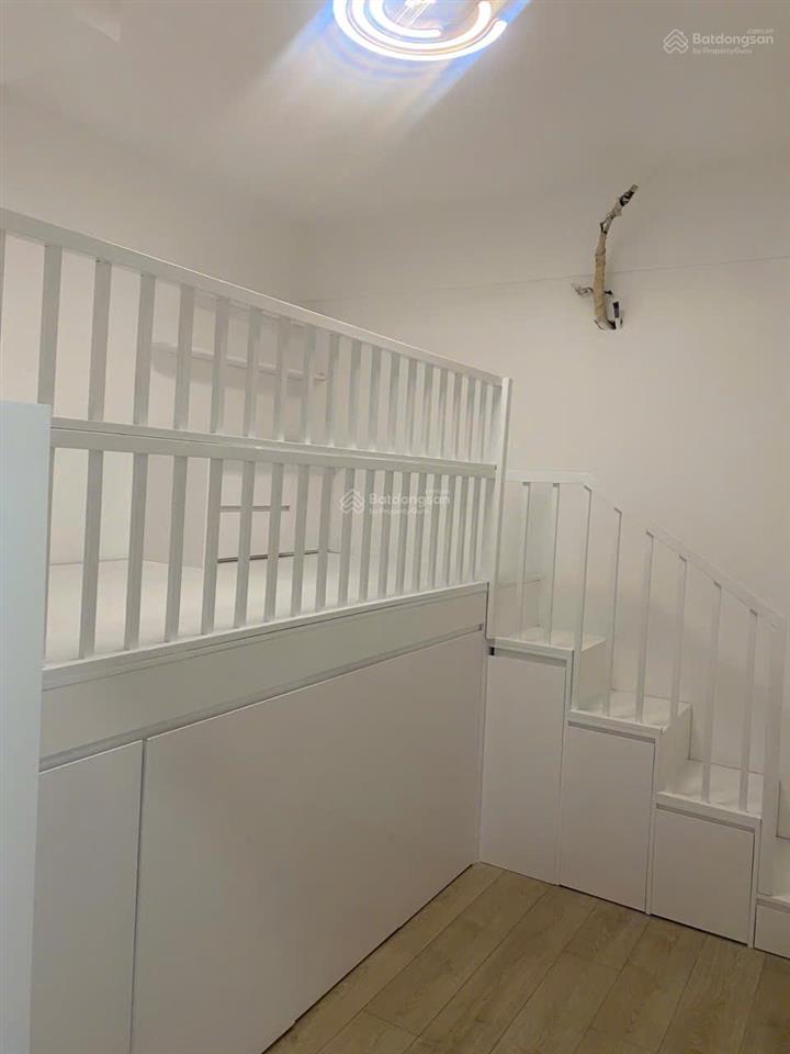 Cho thuê căn hộ đức khải quận 7. 97m2 3pn 2wc, full nt. giá 10 triệu/tháng.  0347 048 ***