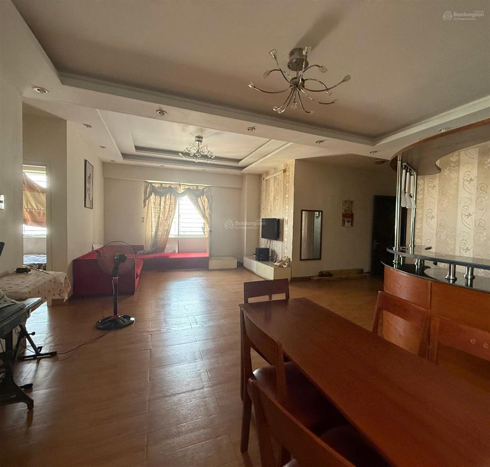 Bán căn góc ch phú mỹ thuận. 95m2 2pn 2wc. giá 2,3 tỷ (nh hỗ trợ vay 70%)