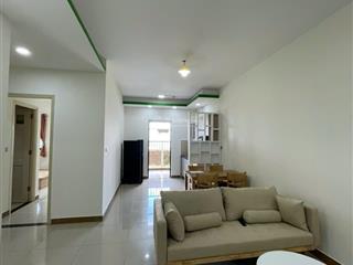 Bán ch era town quận 7. căn đặc biệt bancol dài, 75m2 2pn 2wc. giá chỉ 3,25 tỷ.