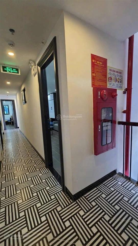 Bán nhà phố hồng tiến ,sổ 65m2 * mtiền 6m ,nhà lô góc 7 tầng thang máy , đang cho thuê 60tr/ tháng