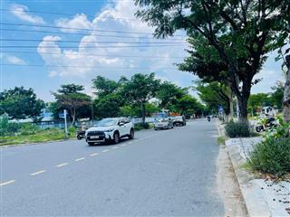 Bán lô góc 29/3 và văn tiến dũng  vị trí sầm uất nhất hòa xuân  view công viên