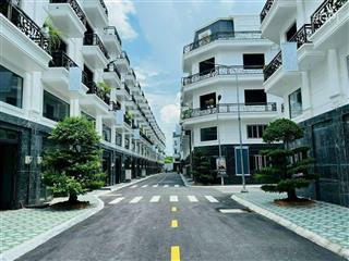 Nhà phố 4,5 tỷ hà huy giáp, 4 x 14.50  56m2, dt sàn, 233.3m2, sổ hồng,  0786 253 *** xem nhà