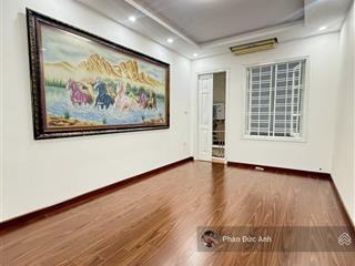 Bán nhà đào tấn  ba đình  dân xây  ngõ thông  cách ô tô 20m  2 mặt ngõ trước sau siêu thoáng