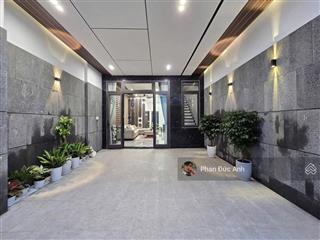 Nhà siêu đẹp  ngõ nông  thông tứ tung gần phố kim mã  ở luôn vip   0843 983 ***