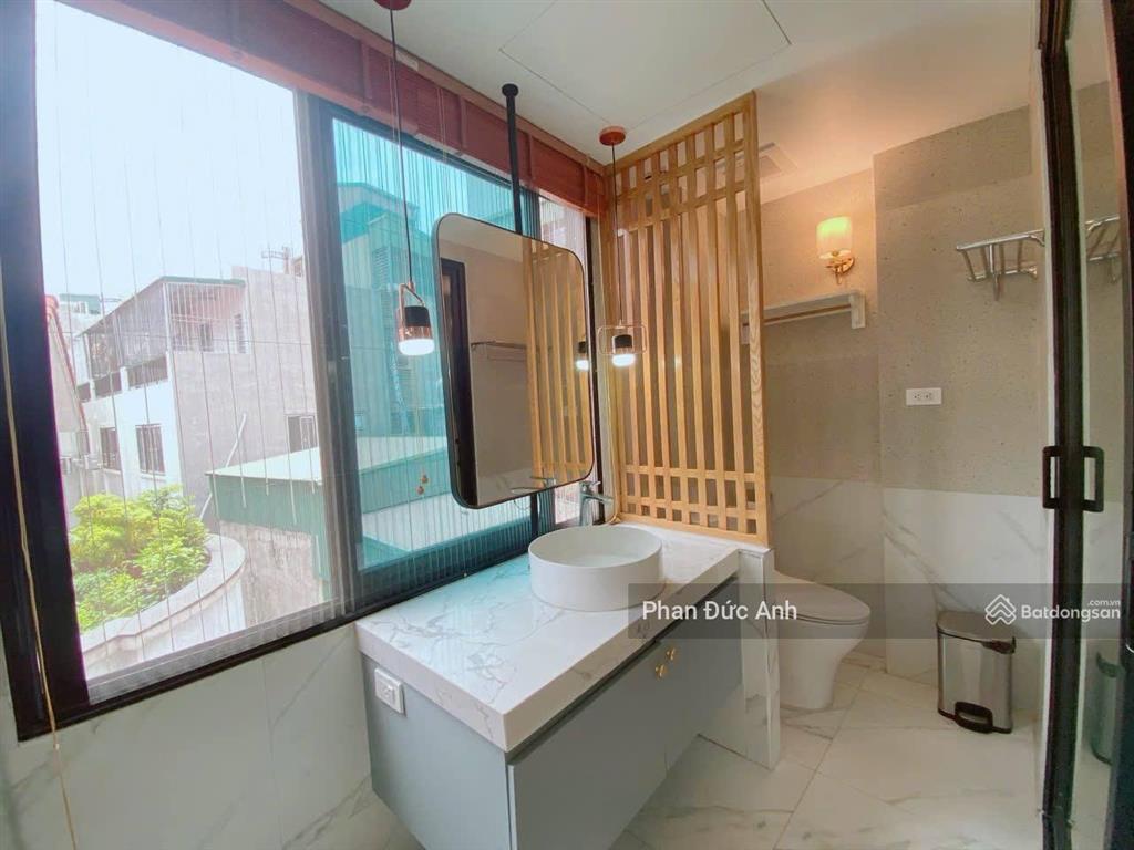 Bán nhà đào tấn siêu đẹp  67m2 thang máy  cho khách nước ngoài thuê hoặc ở cực sướng  0843 983 ***