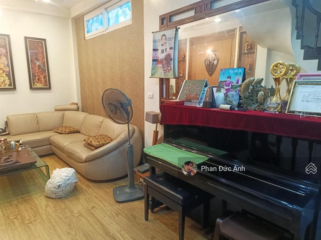 Bán nhà riêng  ô tô 10m lô góc 3 thoáng nội thất tiền tỷ vị trí vip đào tấn  45m2