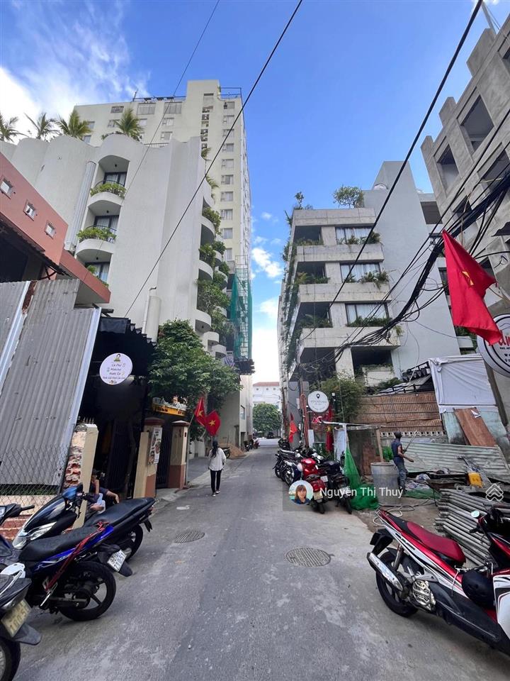 Bán lô đất 178m thủ khoa huân  nhánh nguyễn văn thoạigần biển mỹ khê 21.3 tỷ119tr/m2