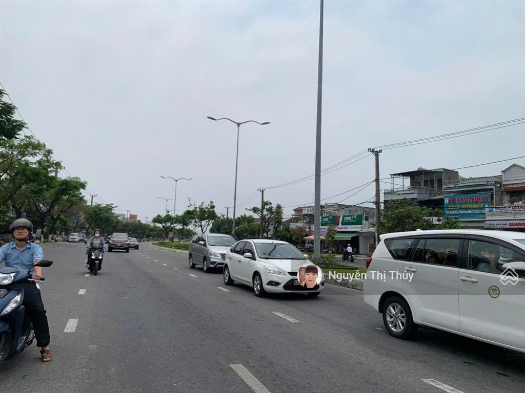 Bán nhà mặt tiền trần đại nghĩa view kđt phú mỹ an gần chợ non nước  cầu cổ cò sắp khai thông