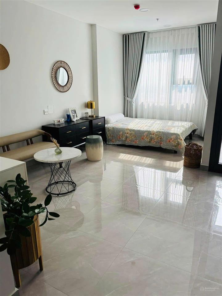Cho thuê căn hộ studio 33m2 full nội thất cao cấp, 4,5 triệu/tháng, có hồ bơi công viên