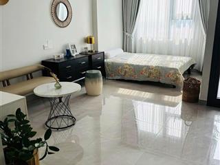 Studio 33m2, cho thuê full nội thất cao cấp, 4,5 triệu/tháng, có hồ bơi công viên đầy đủ