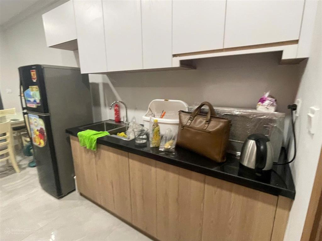 Cho thuê gấp studio 33m², full nội thất cao cấp, 5 triệu/tháng, hồ bơi công viên đầy đủ chơi free