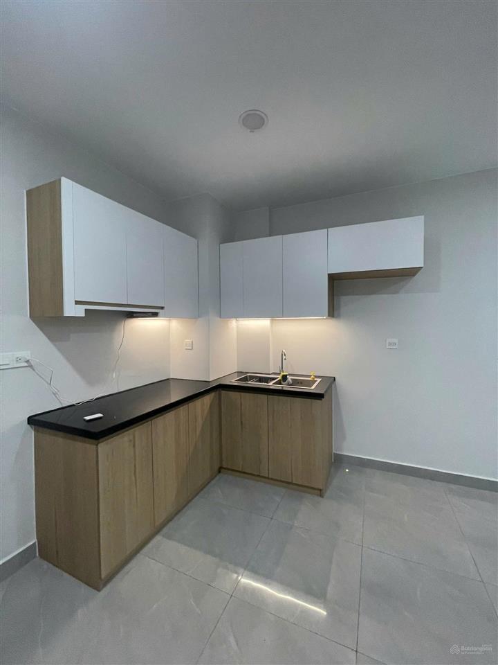 Chính chủ kẹt bank bán gấp căn hộ 1pn giá ngộp chỉ 1,3 tỷ, bao thuế phí 100%, sổ hồng riêng