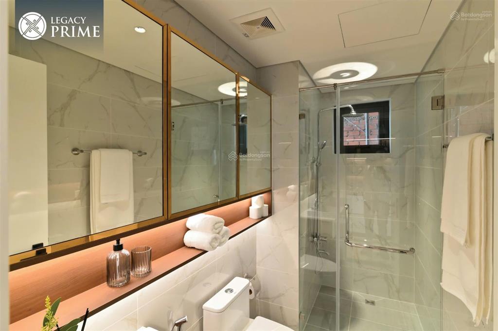 Bán gấp căn hộ 2 phòng ngủ 2 wc 60m2, căn góc 2 view, giá tốt chỉ 1,8 tỷ cho nhà đầu tư chuyên