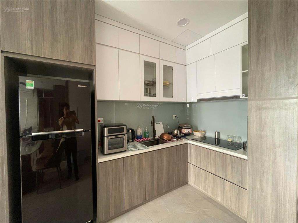 Bán gấp căn hộ 2 phòng ngủ 2 wc 60m2, căn góc 2 view, giá tốt chỉ 1,8 tỷ cho nhà đầu tư chuyên