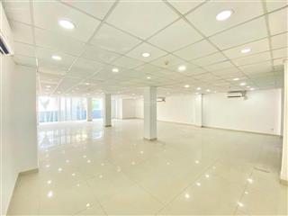 Cho thuê văn phòng sàn 154m2 view kính sáng tại nguyễn xí  bình thạnh