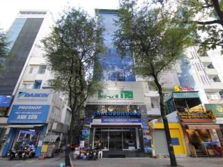 Cho thuê văn phòng 105m2 view kính cửa sổ, thông thoáng đường võ văn tần, quận 3