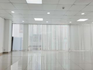 Chính chủ cho thuê văn phòng 60m2 thông thoáng đường trần huy liệu, phú nhuận