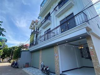 Bán nhà 4 tầng  căn góc  ngõ thông ô tô 4.5m, gần quốc lộ 6 & đh thể dục thể thao